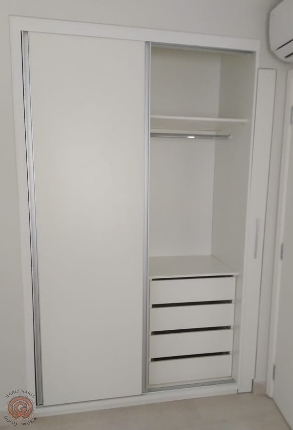 Roupeiro-Mdf-Branco-Texturizado-Arauco-Marcenaria-Good-Work.jpg