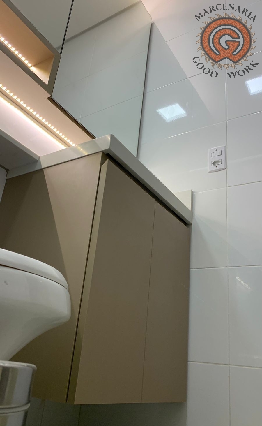 Banheiro-Gabinete-Sob Medida-Mdf Peróla Urbana-Duratex-Marcenaria Good Work-2.png
