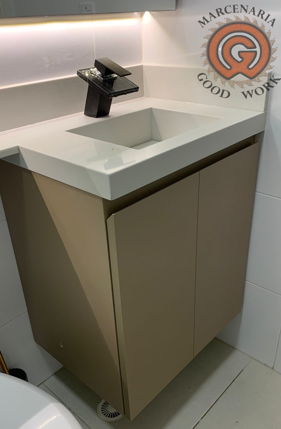 Banheiro-Gabinete-Sob Medida-Mdf Peróla Urbana-Duratex-Marcenaria Good Work.png