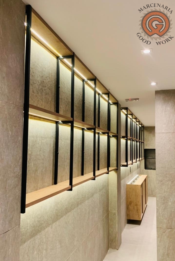 Restaurante-Prateleiras-Sob Medida-Mdf Quênio Rústico-Led embutido-Serralheria-Marcenaria Good Work.png