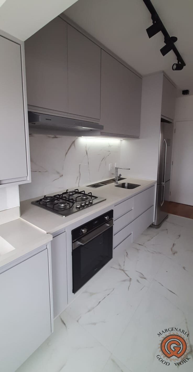 Cozinha-Lavanderia-Sob Medida-Mdf Cinza Cristal Chess-Arauco-Marcenaria Good Work-6.png