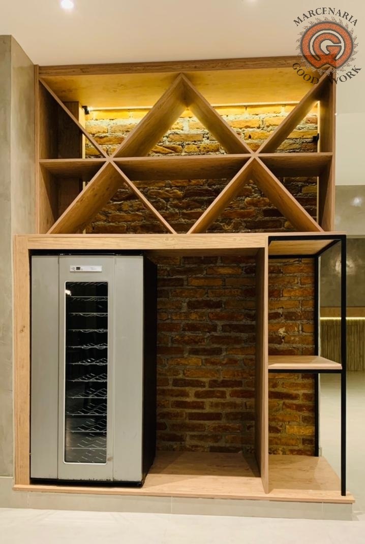 Restaurante-Aparador para frigobar-Mdf Quênio Rústico-Serralheria-Preto Ebano Chess-Marcenaria Good Work-4.png
