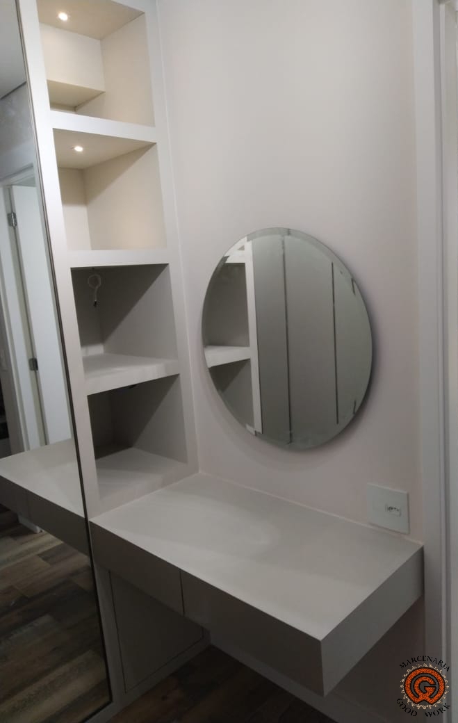 Closet-L-Penteadeira-Cyrela-Atmosfera-Marcenaria-Good-Work-6.jpg
