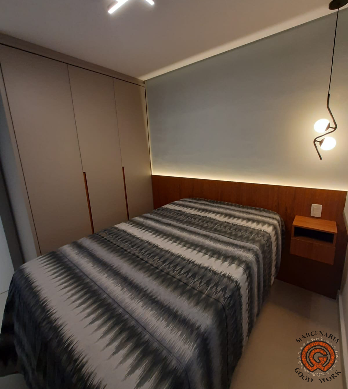 Cabeceira-Sob Medida-Mdf Louro Freijó-Sudati-Marcenaria Good Work-3.png