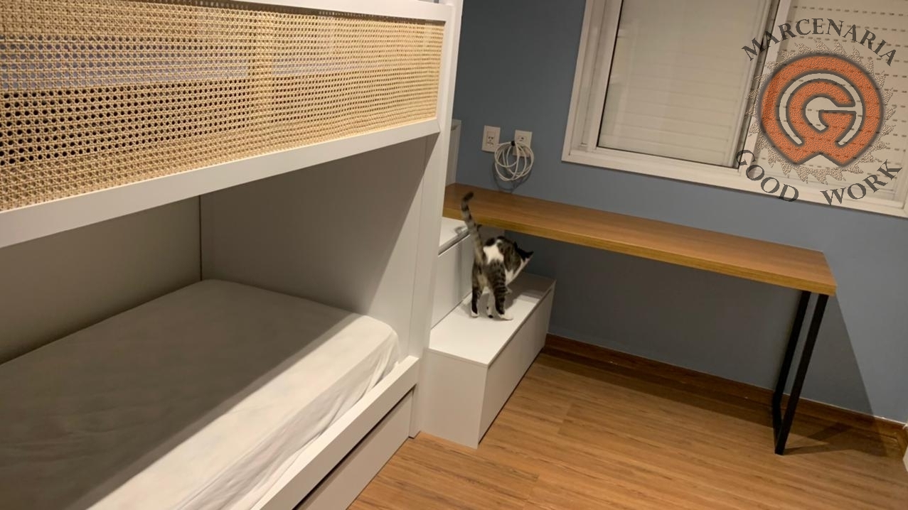 Beliche-Sob Medida-Mdf Branco Diamante-Detalhes em Palhinha Indiana-Bancada-Mdf Louro Freijó-Marcenaria Good Work-3.png