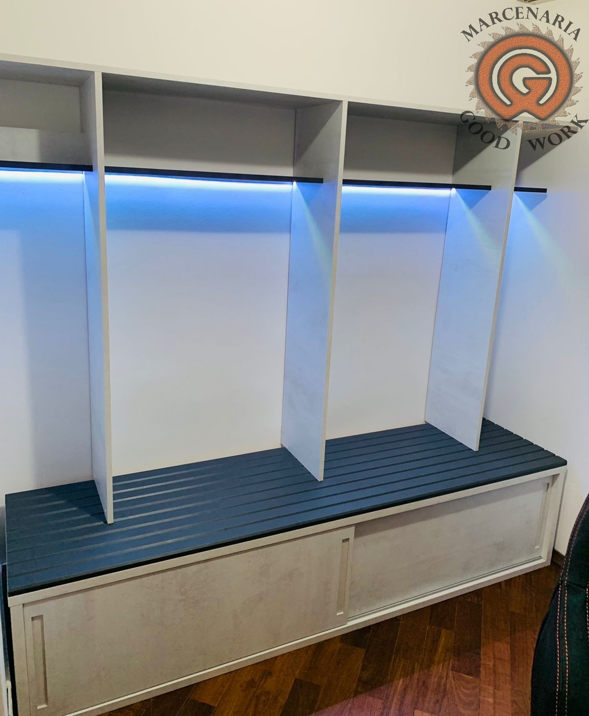 Studio Gamer-Estante-Sob Medida-Mdf Grafite-Mdf Fog Magma-Guararapes-Marcenaria Good Work.png