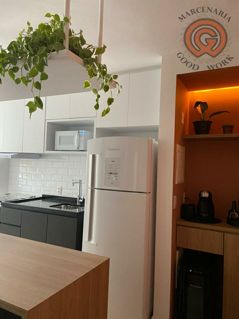 Cozinha-Sob Medida-Mdf Branco Matt-Mdf Grafite-Guararapes-Marcenaria Good Work-3.png