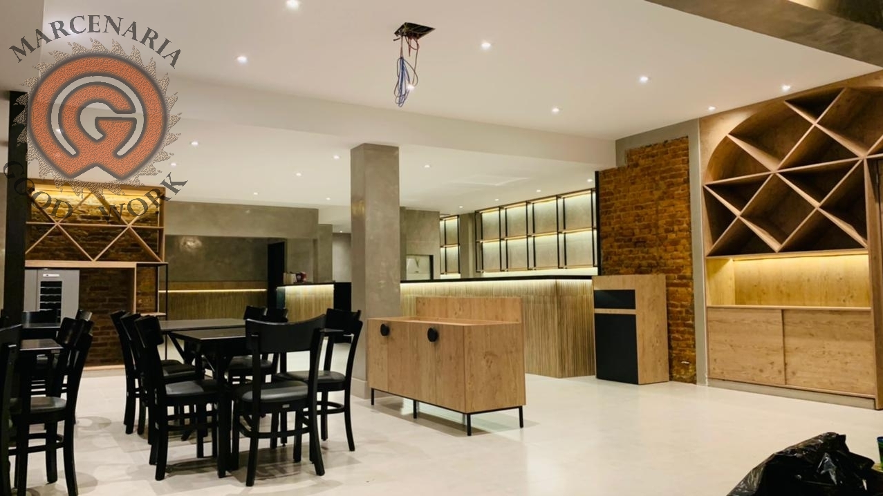 Restaurante-Completo-Sob Medida-Mdf Quênio Rústico-Mdf Preto Chess-Serralheria-Led embutido-Marcenaria Good Work.png