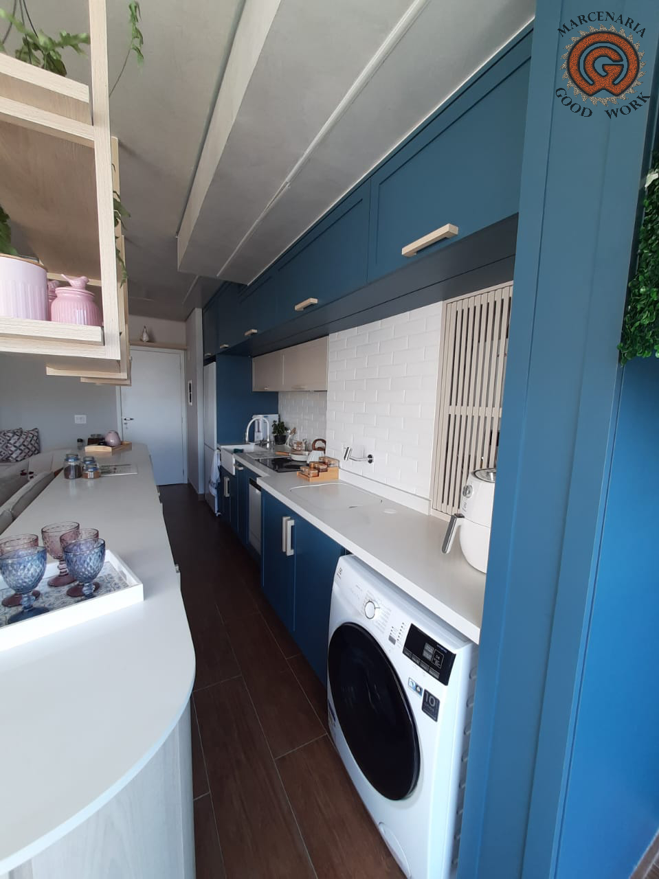 Cozinha-Sob Medida-Mdf Azul Secreto-Duratex-Mdf Carvalho Americano-Arauco-Marcenaria Good Work-10.png