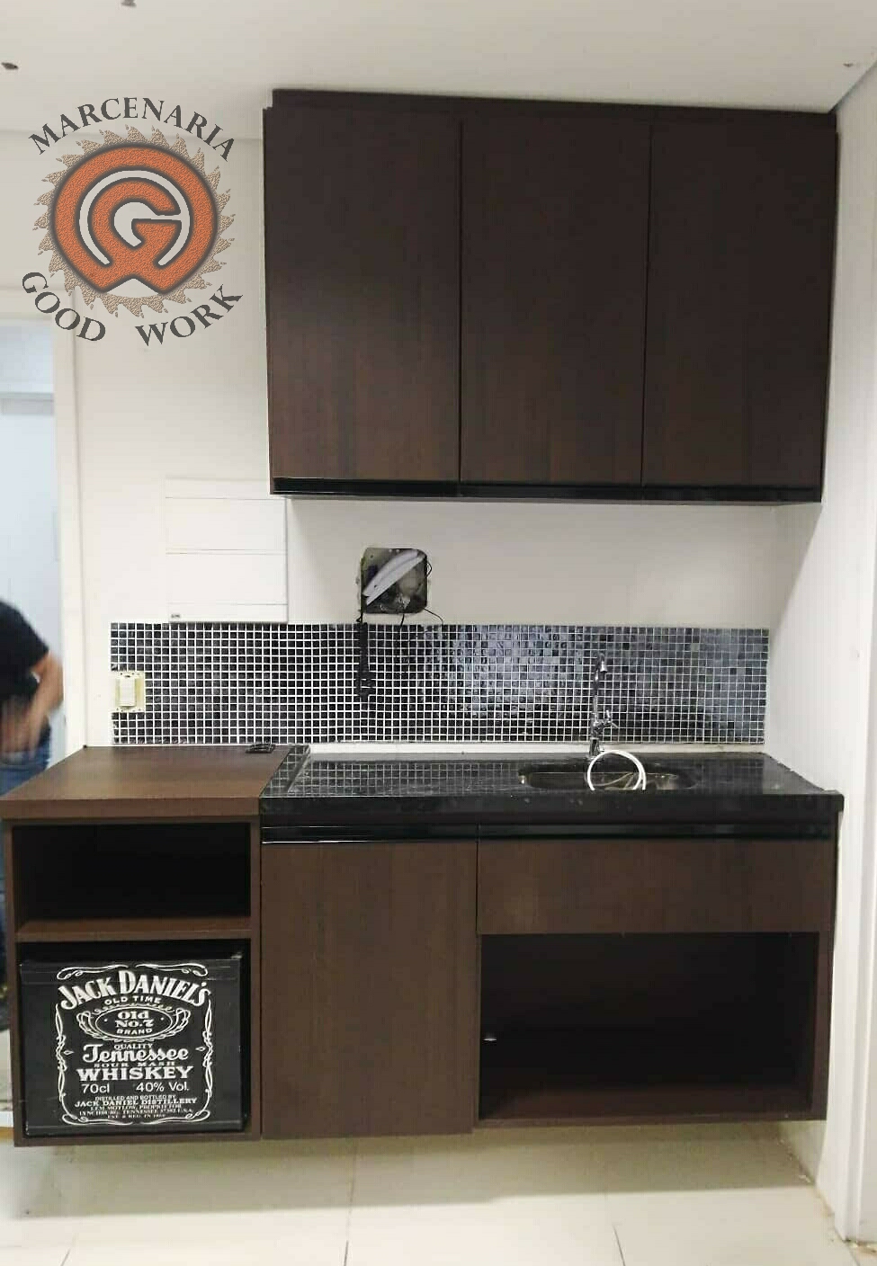 Copa-Sala comercial-Mdf Amadeirado Trancoso-Marcenaria Good Work-3.png