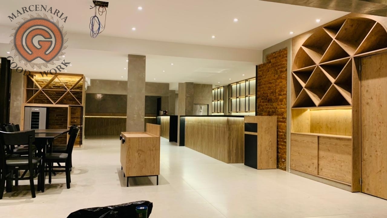 Restaurante-Completo-Sob Medida-Mdf Quênio Rústico-Mdf Preto Chess-Serralheria-Led embutido-Marcenaria Good Work-2.png