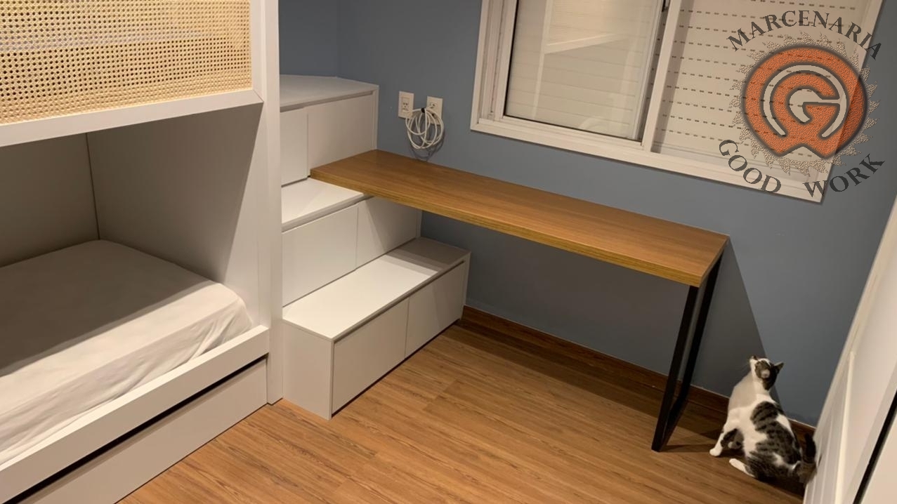 Beliche-Sob Medida-Mdf Branco Diamante-Detalhes em Palhinha Indiana-Bancada-Mdf Louro Freijó-Marcenaria Good Work.png