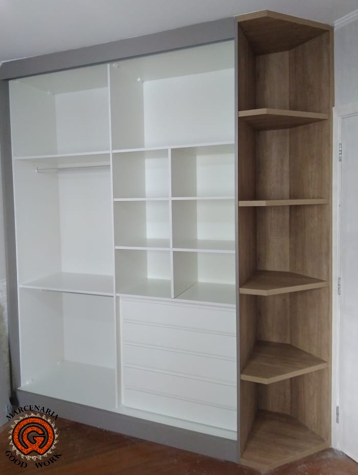 Roupeiro-Sob-Medida-Cantoneira-Marcenaria-Good-Work.jpg
