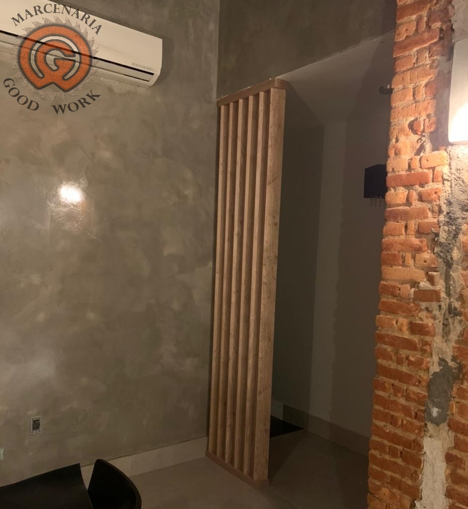 Restaurante-Painel-Sob Medida-Mdf Quênio Rústico-Marcenaria Good Work.png